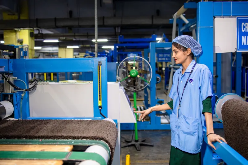 Robots Don't Read Rooms: What Connecticut Manufacturers Get Wrong About AI and Customer Service
